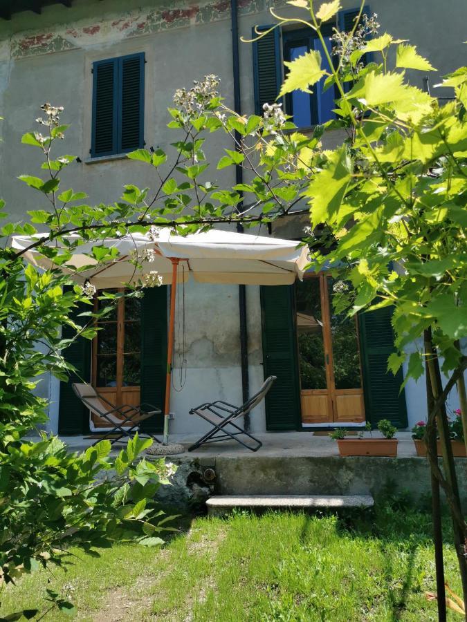 Curt Da Beta - Casa Vacanze Con Giardino, In Corte Del XVIII Secolo Malnate Экстерьер фото